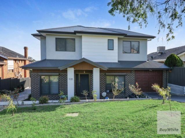 Refined Modern Living in a Serene Setting