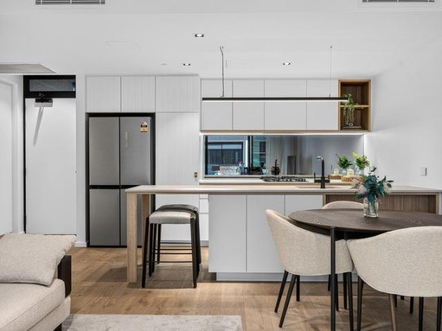 Refined Norwood Living in a Vibrant City Fringe Setting