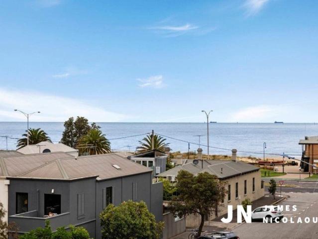 Refined Apartment Living in Port Melbourne