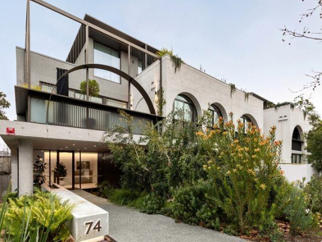 Refined Bayside Living with Treetop Views