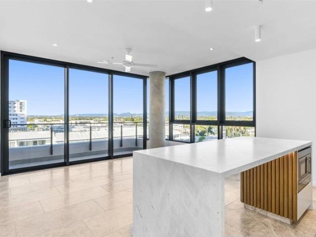 Refined Coastal Living In Laani