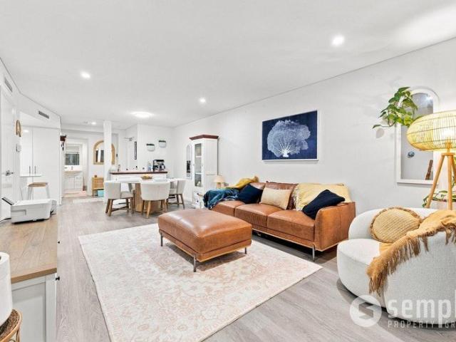 Refined Coastal Luxury in an Exclusive Hilltop Address