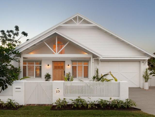 Refined Coastal Luxury with a Private Guest Retreat