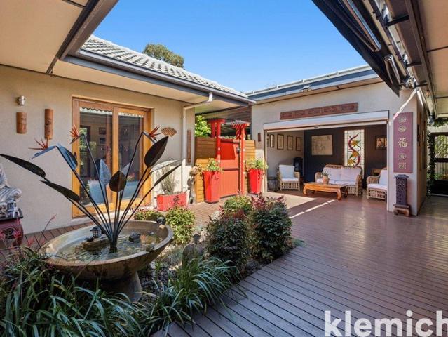 Refined contemporary living, exceptional entertaining and a private garden sanctuary