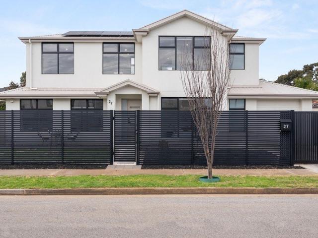 Refined contemporary living with convenience & the coastline on call