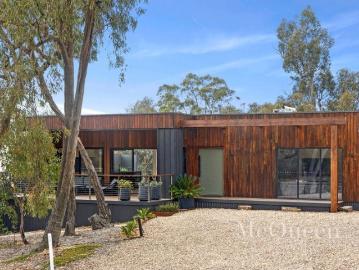 Refined Country Living with a Spa, Sauna and Cinema Experience