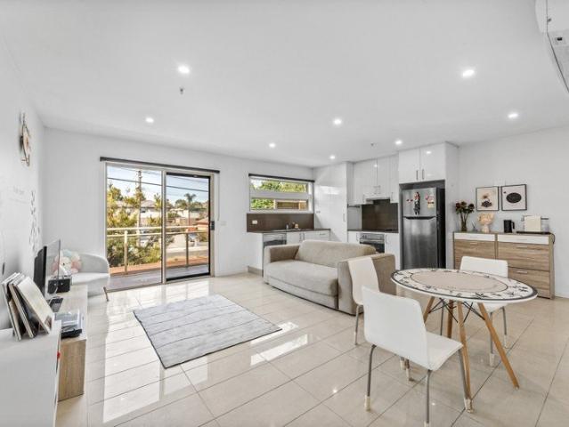 Refined Elegance: A Modern Sanctuary in the Heart of Convenience