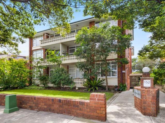 Refined Elegance and Effortless Modern Living