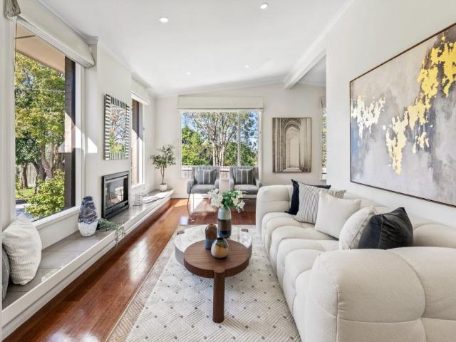 Refined Family Living in a Peaceful Court Setting