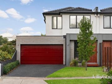 Refined family living in a sought after setting