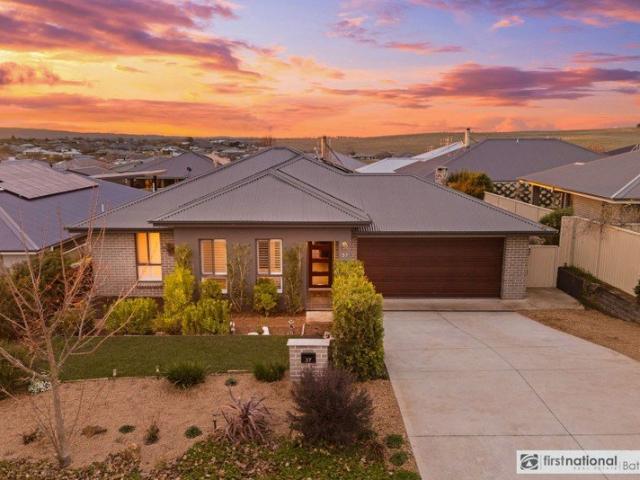 Refined Family Living in One of Marsden Estate's Premier Streets