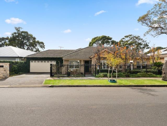 Refined Family Living in the Oaklands Estate