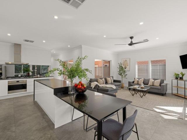 Refined Family Living in the Heart of Kensington