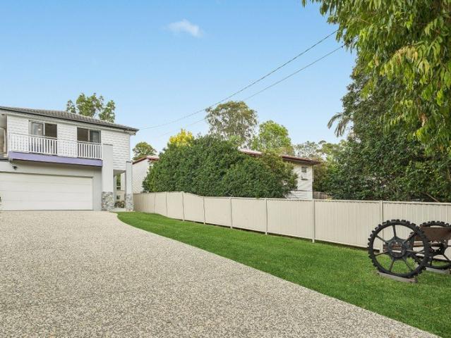 REFINED FAMILY LIVING WITH SPACE TO WORK, RELAX AND ENTERTAIN