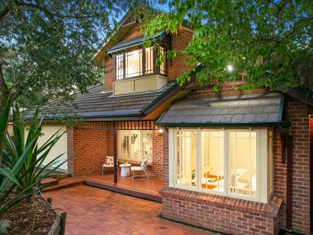 Refined four bedroom family excellence in Beecroft Public zone
