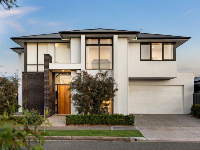 Refined Luxury, Impressive Scale & Exceptional Family Living