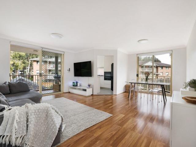 Refined lifestyle haven in convenient pocket