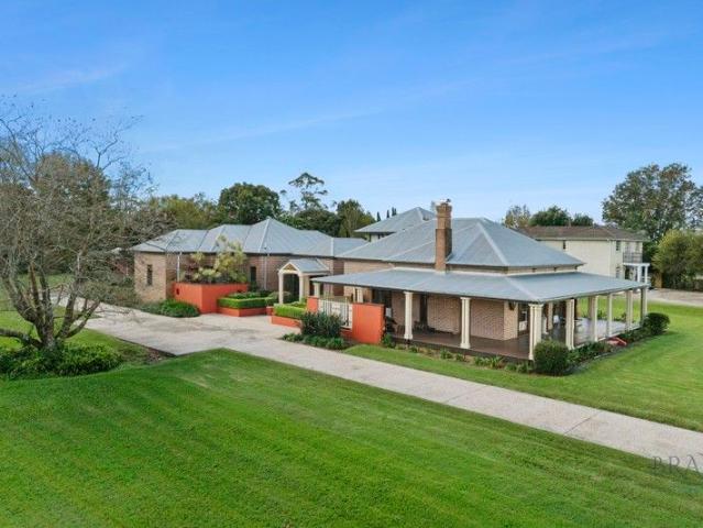 Refined Living with Iconic Glass House Mountain Views Mountain View Road, Maleny!