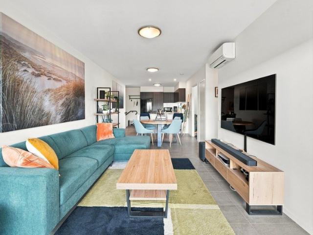 Refined Living in a Coveted Everton Park Setting