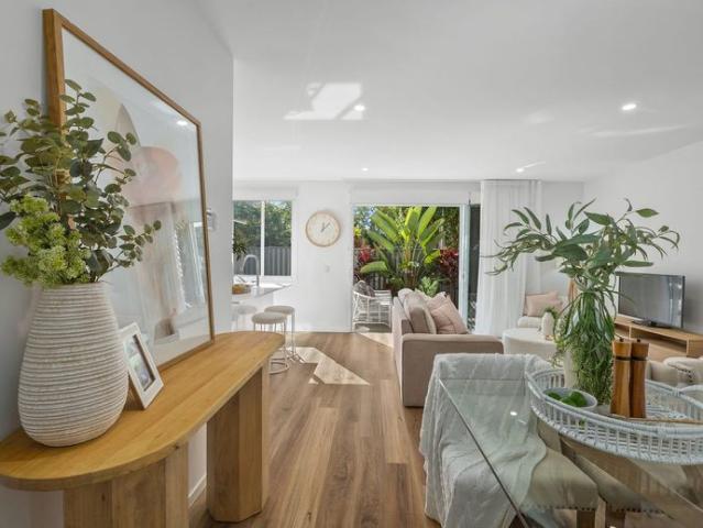 Refined Living in Parqway Albany Creek