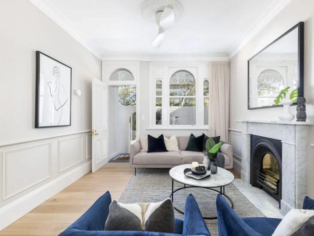Refined Paddington Terrace in Premier Location