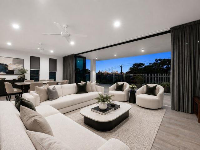 Refined Residence in a Prime North East Position