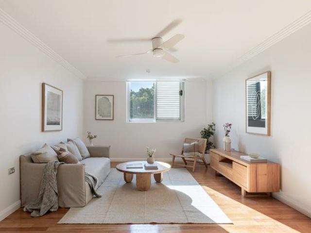 Refined Retreat In Premium Locale