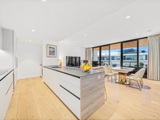 REFINED RIVERSIDE LIVING IN AN EXCLUSIVE WATERFORD SETTING
