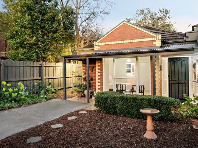 Refined Single Level Living