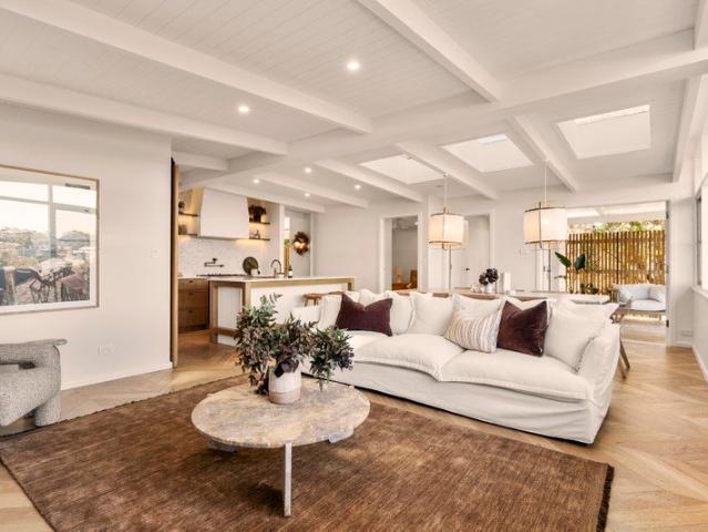 Refined Single Level Living with Exceptional Designer Finishes
