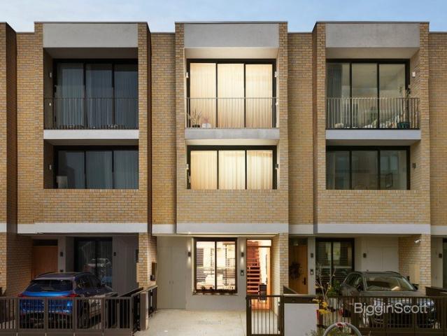 REFINED SOPHISTICATION IN PRIZED LOCALE