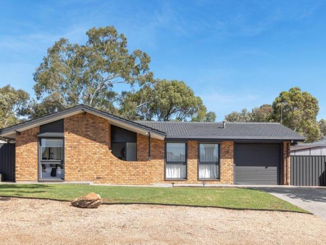 Refined Versatility on Vitana Court!