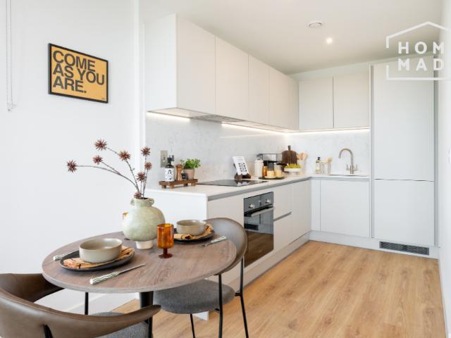 Refinery Square, Stoke Gardens, SL1 1 bed apartment to rent £1,450 pcm £335 pw