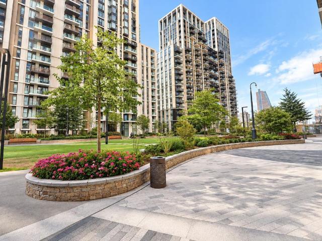 Reflection Apartments, London, White City W12, 2 bed flat to rent, £5,500 pcm | PrimeLocation