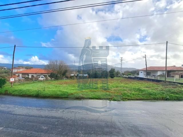Terreno p/ construção