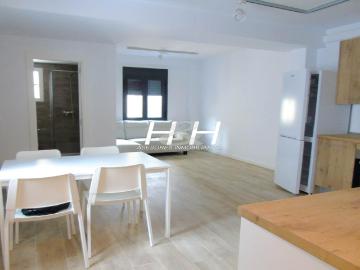 Reforma a estrenar en Zona El Castell. / HH Asesores, Inmobiliaria en Burjassot/
