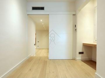 Reformado como nuevo local piso en perfectas condiciones con cédula de habitabilidad