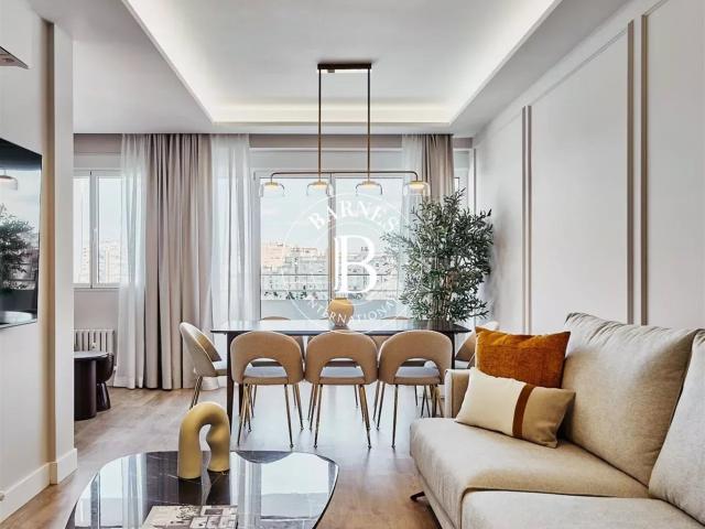 Reformado a estrenar · 3 dormitorios con vestidor · 2 terraz. 124m² Madrid