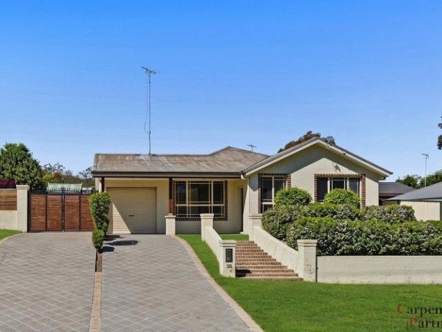 Refreshed 3 Bedroom Home with Modern Comfort & Walkable Location