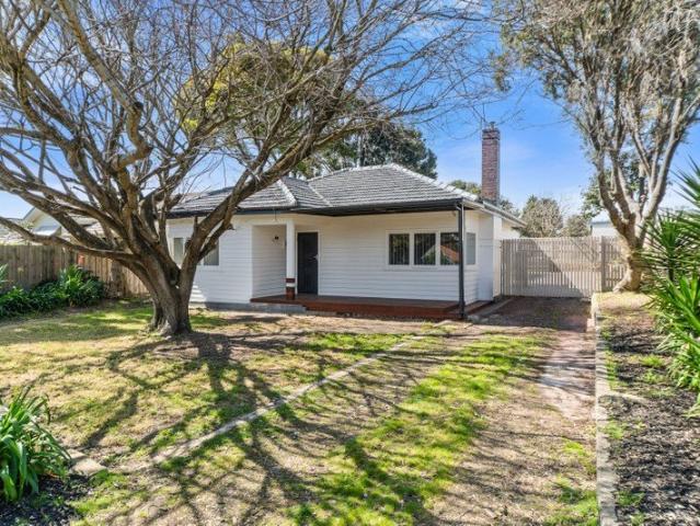 Refreshed Cottage living in Central Frankston Location Heaps of Parking for the Extra Toys. Frankston High School Zone