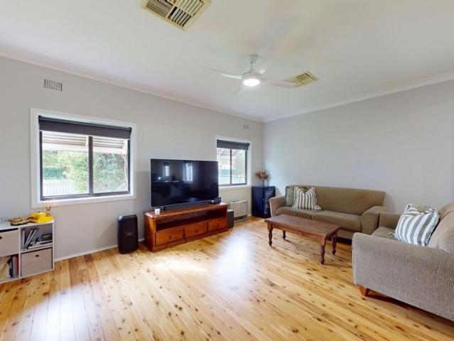 Refreshed character home in a convenient South Dubbo location