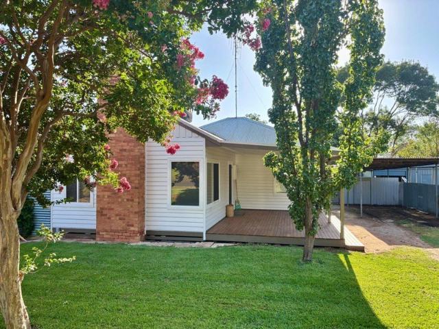 Refreshed and ready to rent!