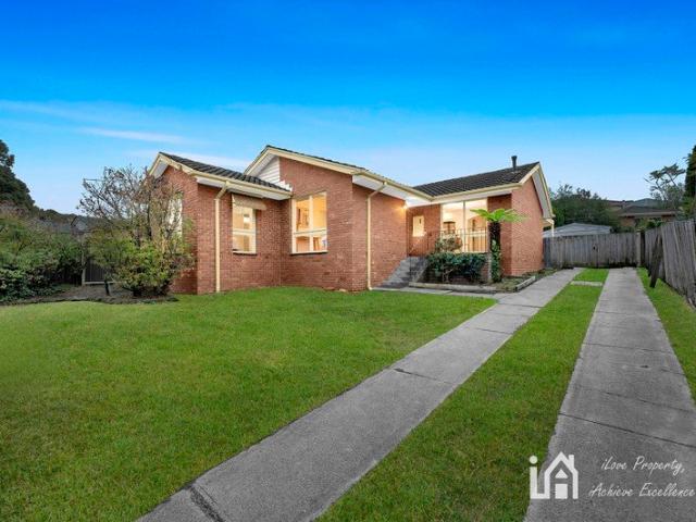 REFRESHED DUAL MASTER LIVING!
