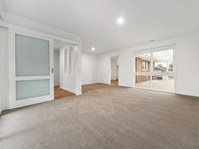 Refreshed Family Haven in a Quiet Court