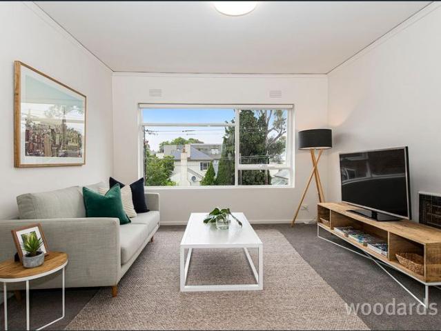 Refreshed one bedder is spacious and light filled!