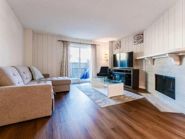 Refreshed & Renovated End Unit Townhouse