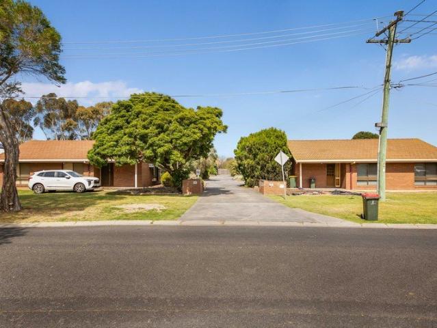 Refreshed Two Bedroom Unit with Spacious Backyard