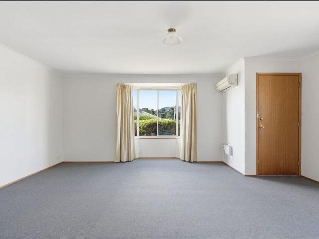 Refreshed Unit in Great Location