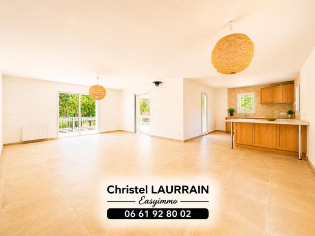 Régusse Villa contemporaine sur 6 030 m2 de terrain, au ca