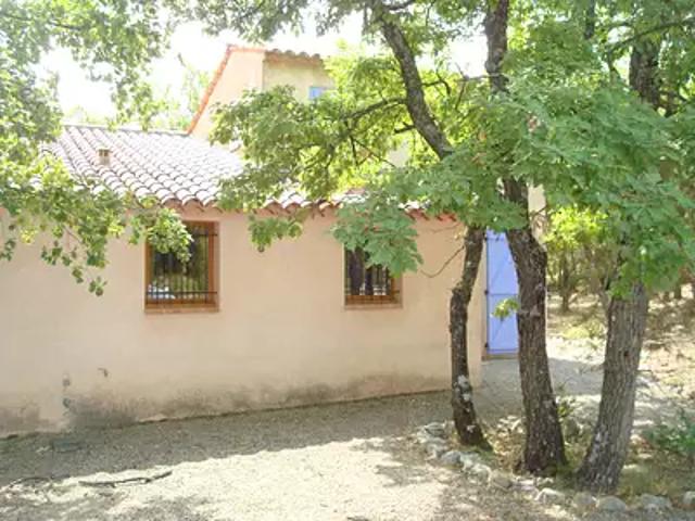 Régusse 83630 Location maison 5 pièces t5